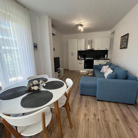 Azzurro Premium Apartment On Bulevard Bogoridi Burgas Stad Buitenkant foto