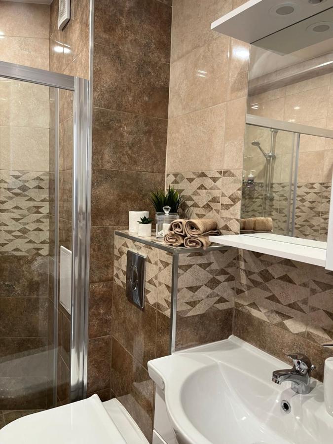 Azzurro Premium Apartment On Bulevard Bogoridi Burgas Stad Buitenkant foto