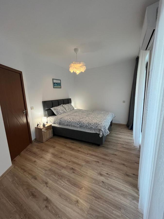 Azzurro Premium Apartment On Bulevard Bogoridi Burgas Stad Buitenkant foto