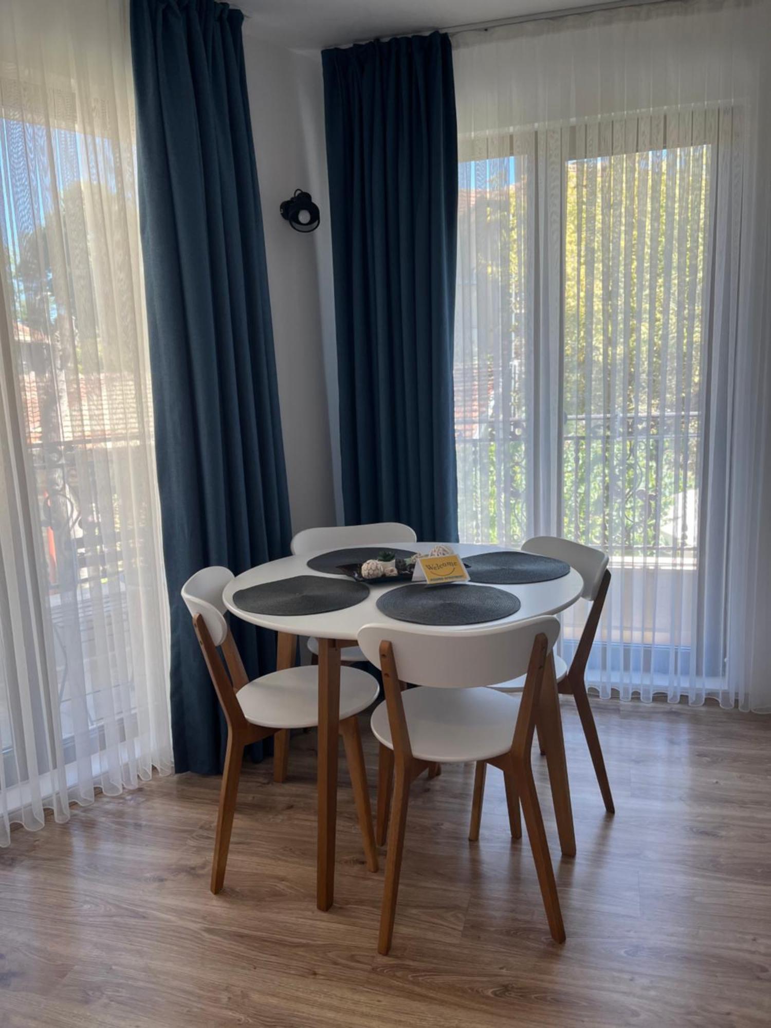 Azzurro Premium Apartment On Bulevard Bogoridi Burgas Stad Buitenkant foto