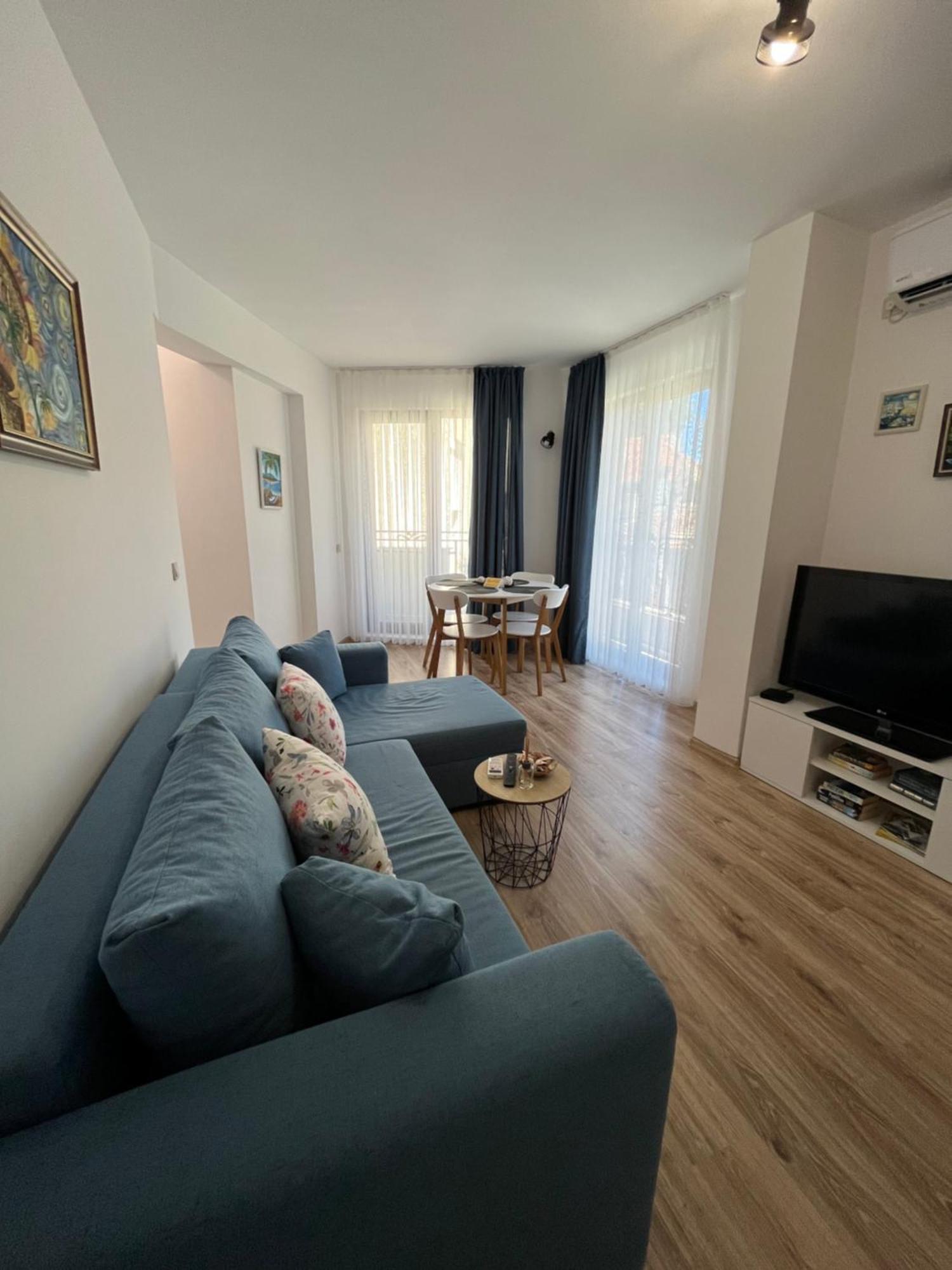 Azzurro Premium Apartment On Bulevard Bogoridi Burgas Stad Buitenkant foto